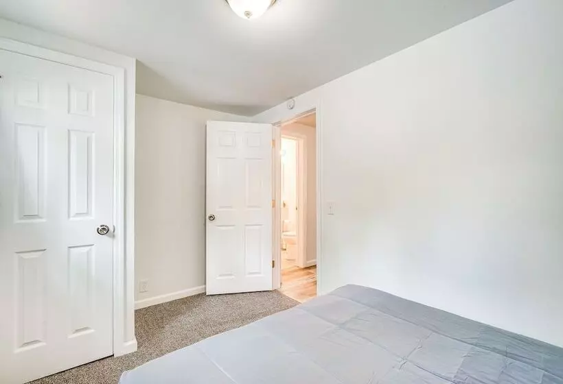 Charming Glens Falls Retreat Near Downtown!