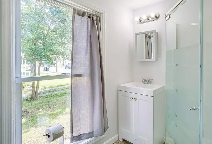 Charming Glens Falls Retreat Near Downtown!