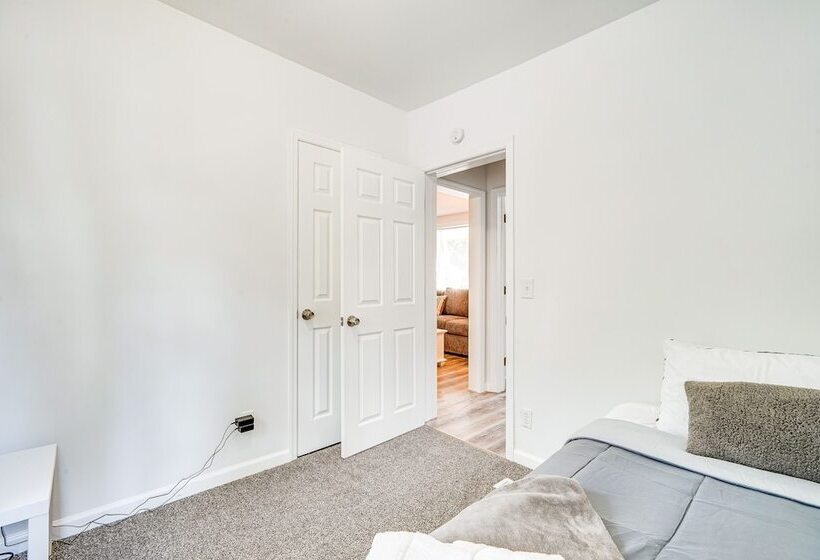 Charming Glens Falls Retreat Near Downtown!