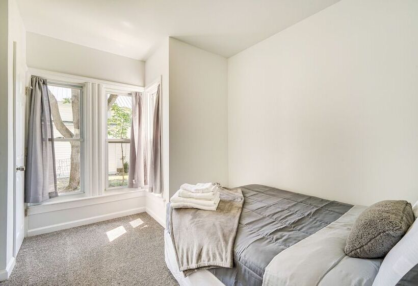 Charming Glens Falls Retreat Near Downtown!