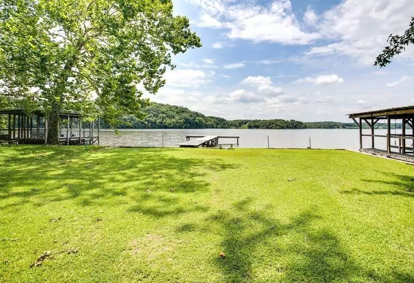 Lakefront Oasis W/ Patio In Hot Springs, Arkansas!