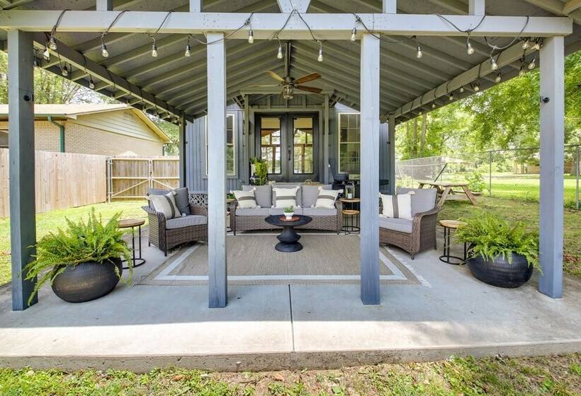 Lakefront Oasis W/ Patio In Hot Springs, Arkansas!