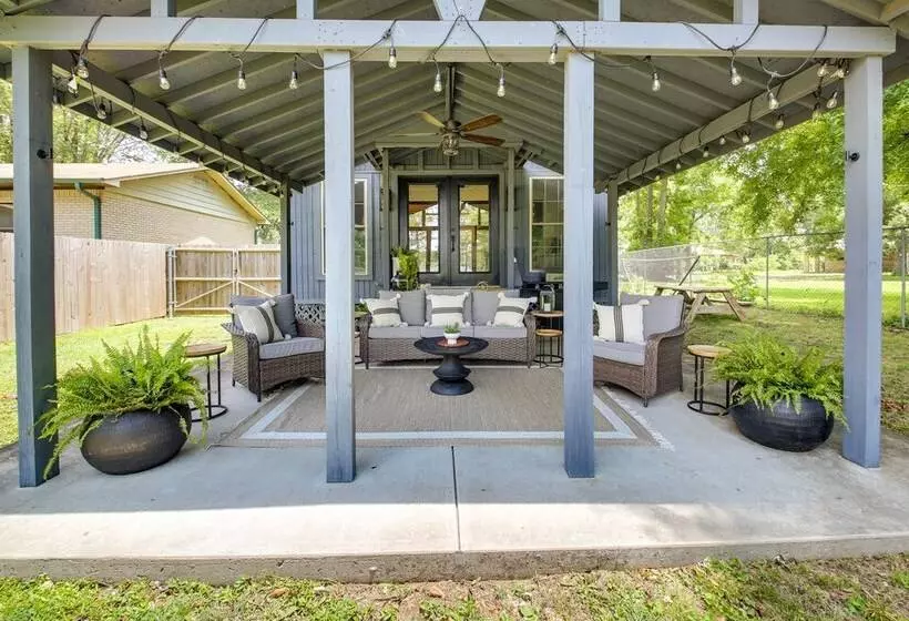 Lakefront Oasis W/ Patio In Hot Springs, Arkansas!