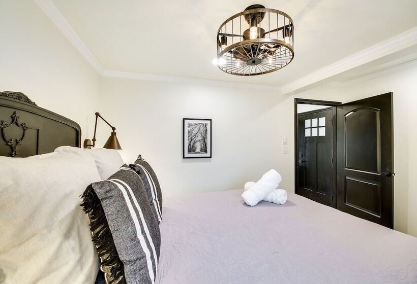 Lakefront Oasis W/ Patio In Hot Springs, Arkansas!