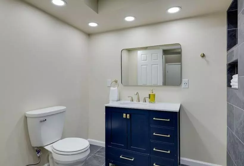 Cozy Brookville Home W/ Fire Pit & Deck!