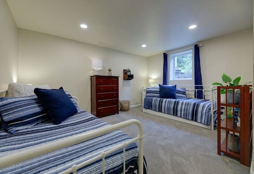 Cozy Brookville Home W/ Fire Pit & Deck!