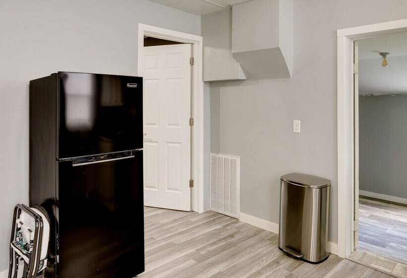 Cozy Downtown Sandusky Gem 1 Mi To Lake Erie!