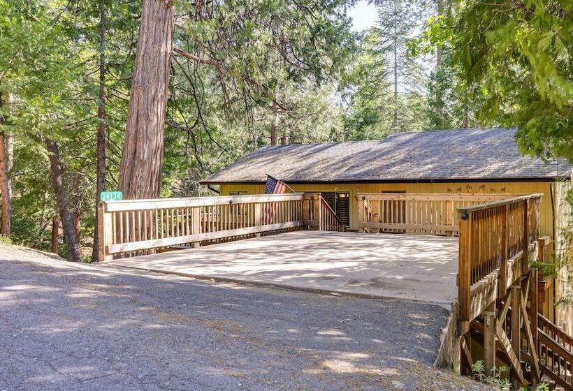 Cozy Mi Wuk Village Cabin W/ Deck!