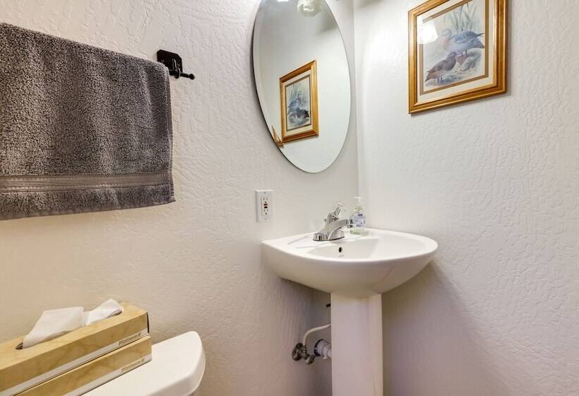 Cozy Mi Wuk Village Cabin W/ Deck!