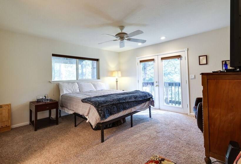 Cozy Mi Wuk Village Cabin W/ Deck!