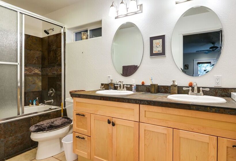 Cozy Mi Wuk Village Cabin W/ Deck!