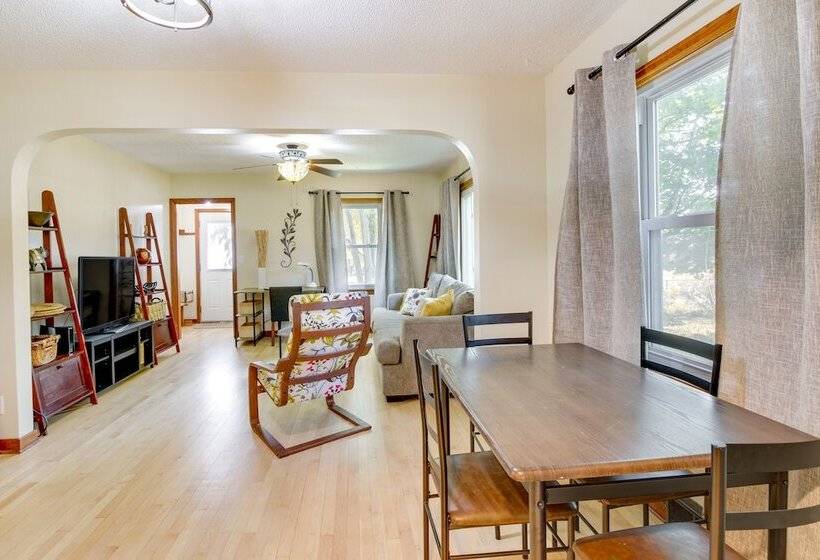 Serene Crosby Cottage: 3 Mi To Serpent Lake!