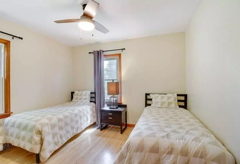 Serene Crosby Cottage: 3 Mi To Serpent Lake!