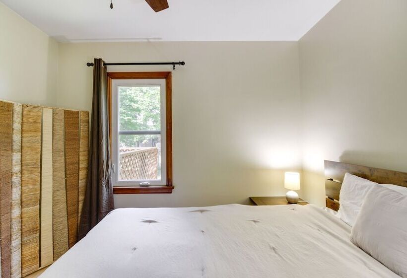 Serene Crosby Cottage: 3 Mi To Serpent Lake!