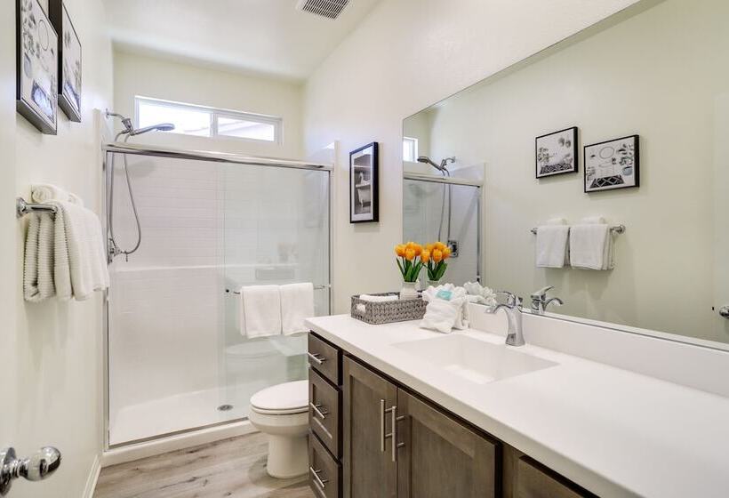 Desert Hot Springs Gem: Saltwater Pool & Mtn Views