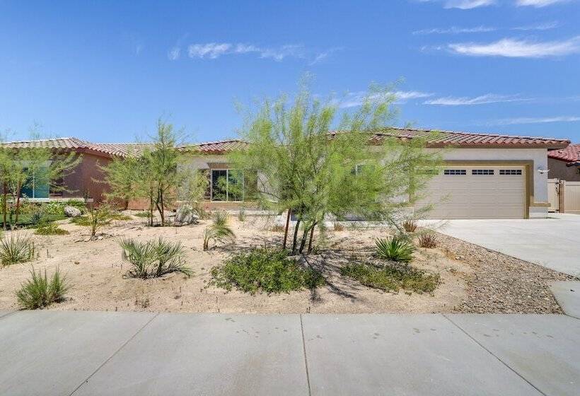 Desert Hot Springs Gem: Saltwater Pool & Mtn Views