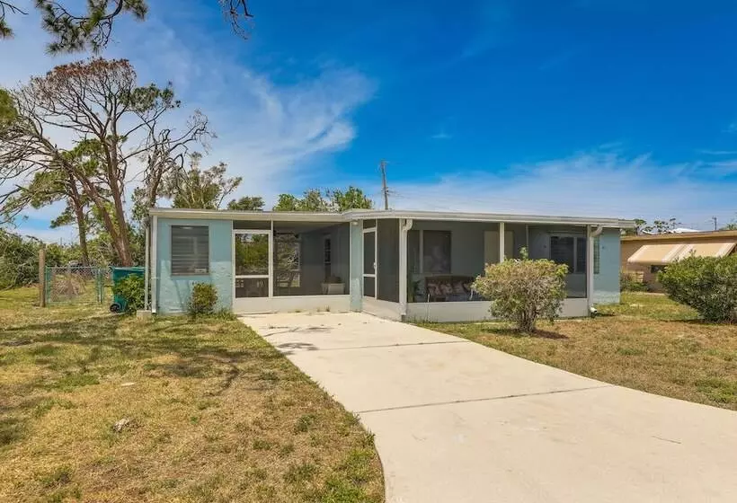 Englewood Vacation Home W/ Screened Porch!