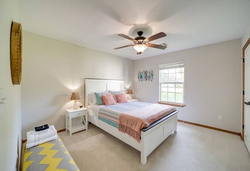 Eufaula Oasis W/ Screened Porch: Unwind In Style!