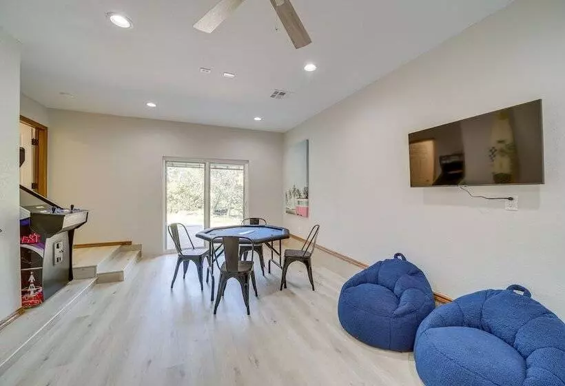 Eufaula Oasis W/ Screened Porch: Unwind In Style!