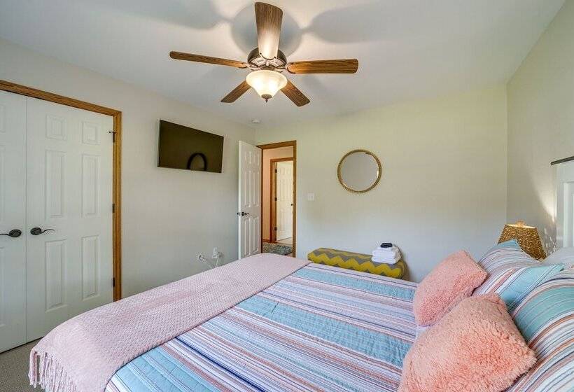 Eufaula Oasis W/ Screened Porch: Unwind In Style!