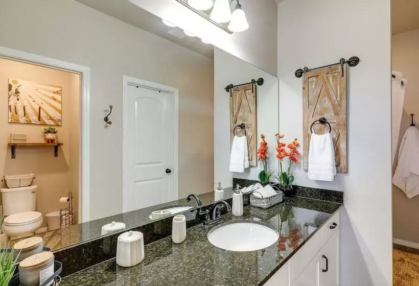 Flagstaff Home W/ Backyard Oasis: 38 Mi To Sedona!