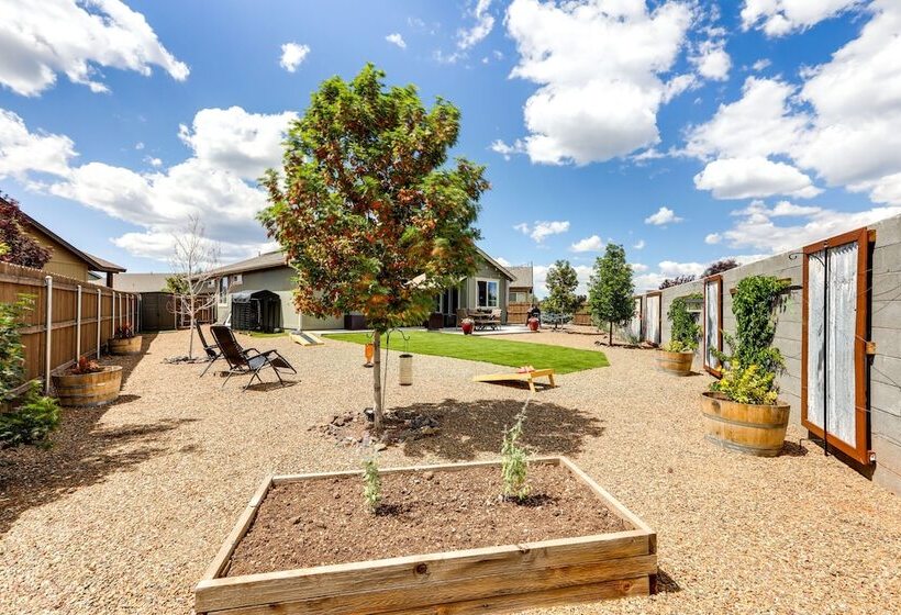 Flagstaff Home W/ Backyard Oasis: 38 Mi To Sedona!