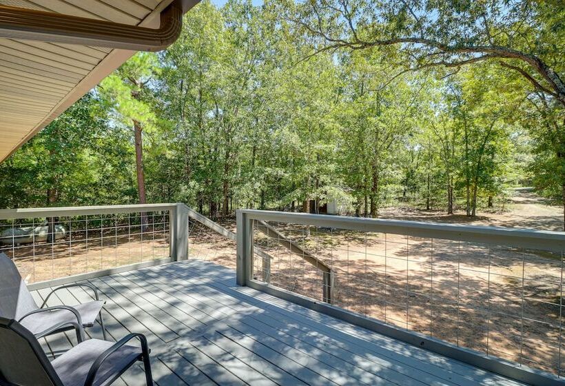 Greers Ferry Hideaway: Lake View, Boat Ramp Access