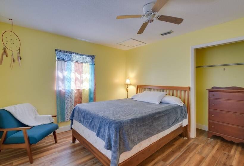 Hawthorne Retreat W/ Casita + Lake Winnott Access!