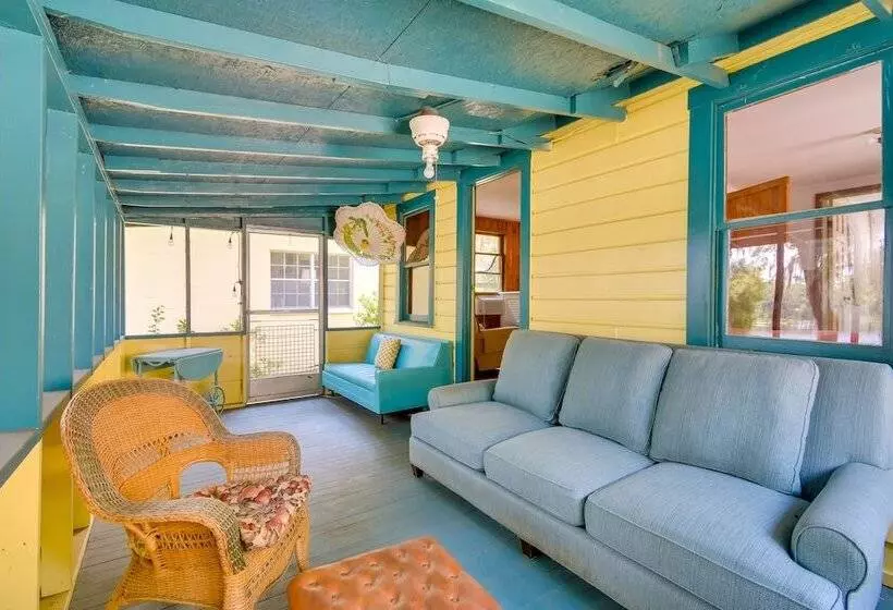 Hawthorne Retreat W/ Casita + Lake Winnott Access!
