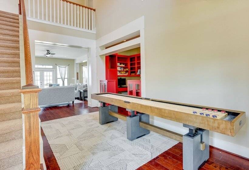 Home On Lake Livingston W/ Deck & 2 Fire Pits!