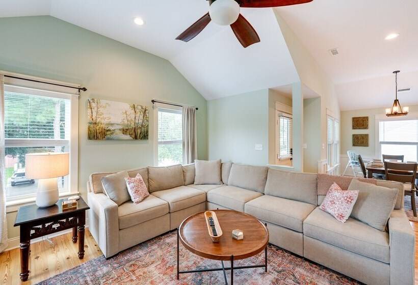 Kill Devil Hills Retreat W/ Gas Grill & Deck!