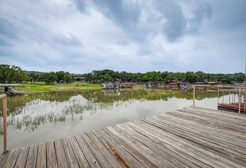 Lake Brownwood Home W/ Private Boat Dock!