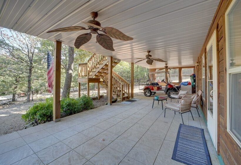 Lake Eufaula Retreat W/ Boat Slip & Fireplace!