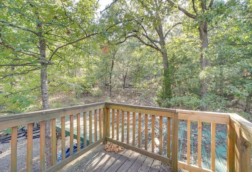 Lake Eufaula Retreat W/ Boat Slip & Fireplace!