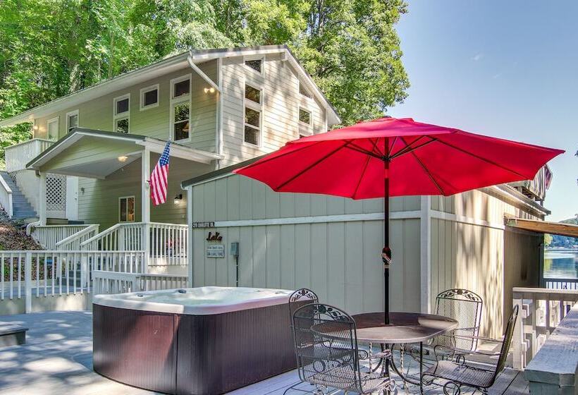 Hot Tub & Boat Dock: Lovely Lake Lure Retreat