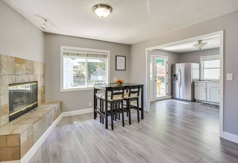 Minneapolis Home: Mins From Us Bank Stadium & More