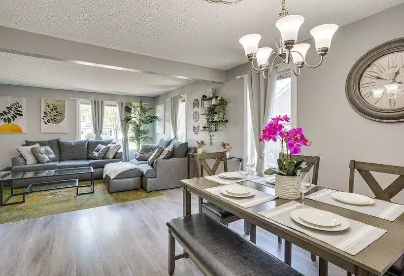 Minneapolis Home: Mins From Us Bank Stadium & More