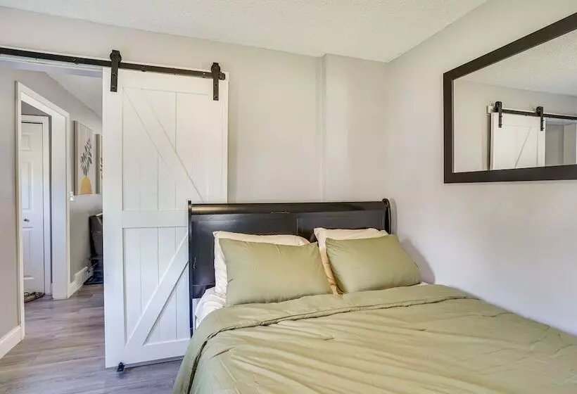 Minneapolis Home: Mins From Us Bank Stadium & More