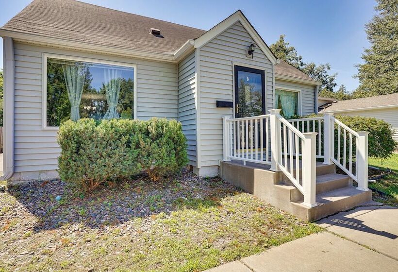 Minneapolis Home: Mins From Us Bank Stadium & More