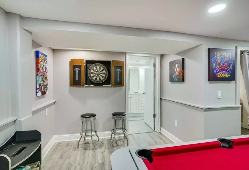 Minneapolis Home: Mins From Us Bank Stadium & More