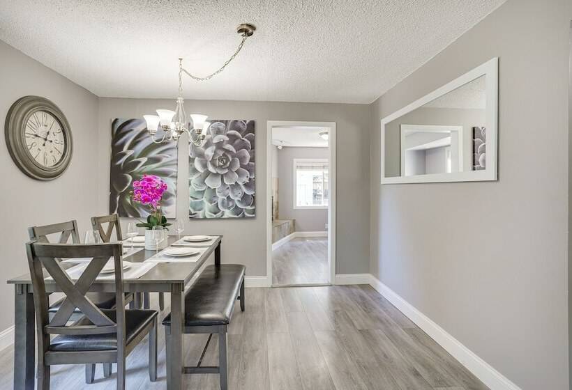 Minneapolis Home: Mins From Us Bank Stadium & More