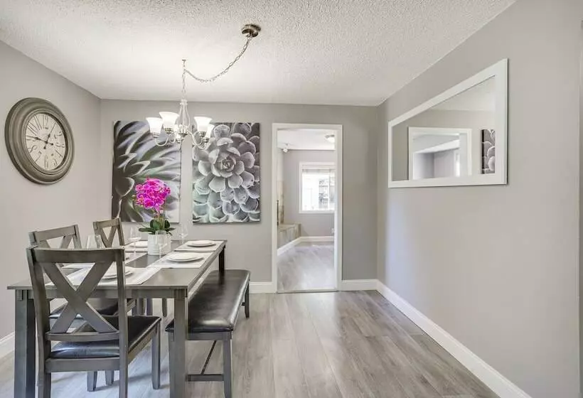 Minneapolis Home: Mins From Us Bank Stadium & More