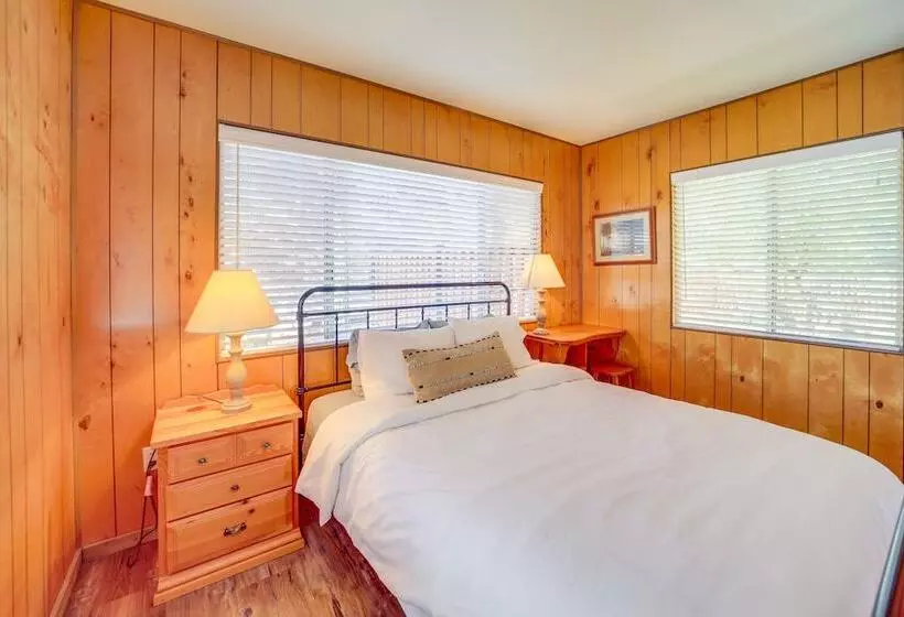 Pet Friendly Arizona Cabin   Fire Pit, Near Skiing