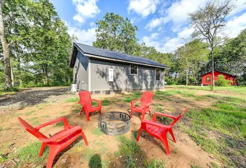 Pet Friendly Broken Bow Cabin Near Lukfata Creek!