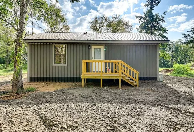 Pet Friendly Broken Bow Cabin Near Lukfata Creek!