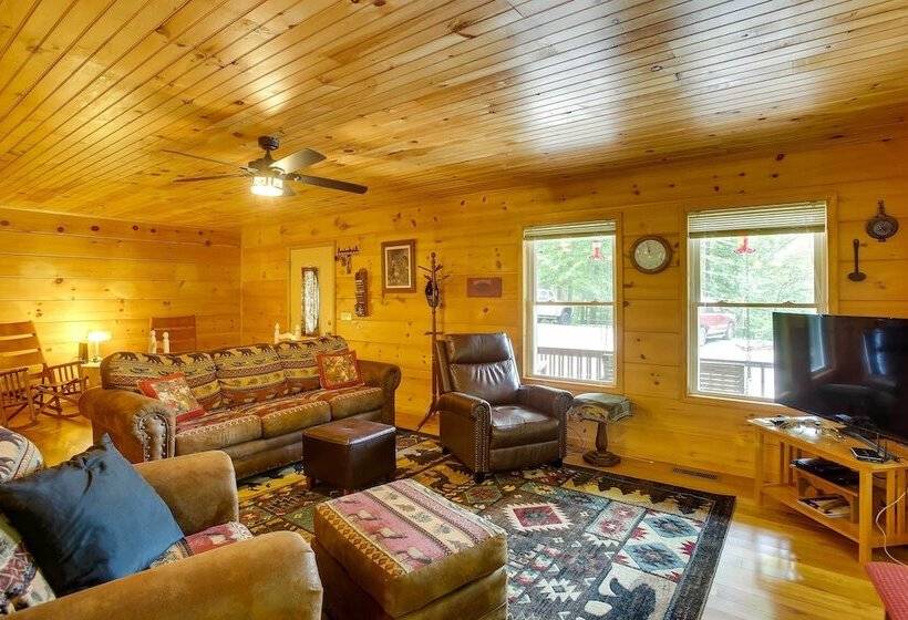Pet Friendly Byrdstown Cabin W/ Fire Pit & Porch!