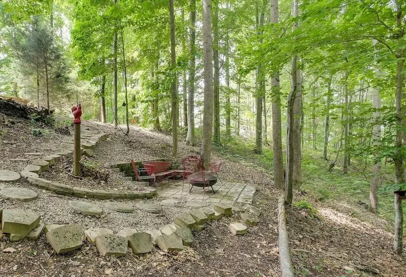 Pet Friendly Byrdstown Cabin W/ Fire Pit & Porch!