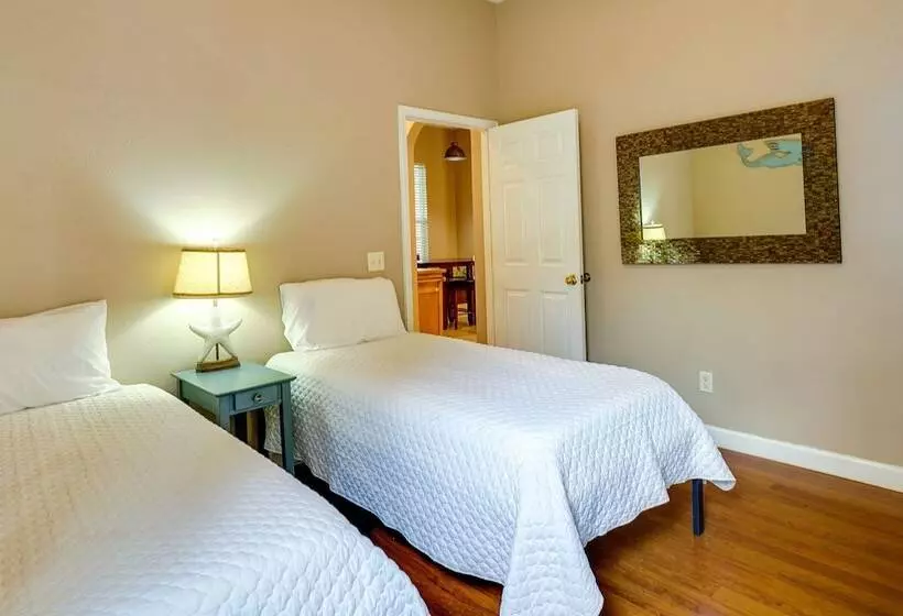 Pet Friendly Panama City Beach Home Near Beaches!