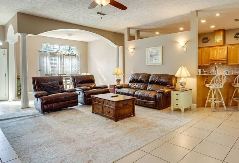 Pet Friendly Panama City Beach Home Near Beaches!