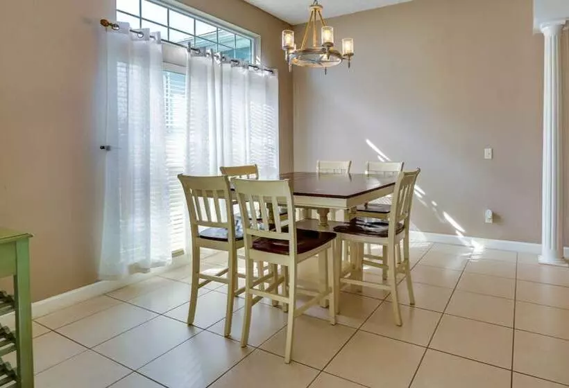 Pet Friendly Panama City Beach Home Near Beaches!